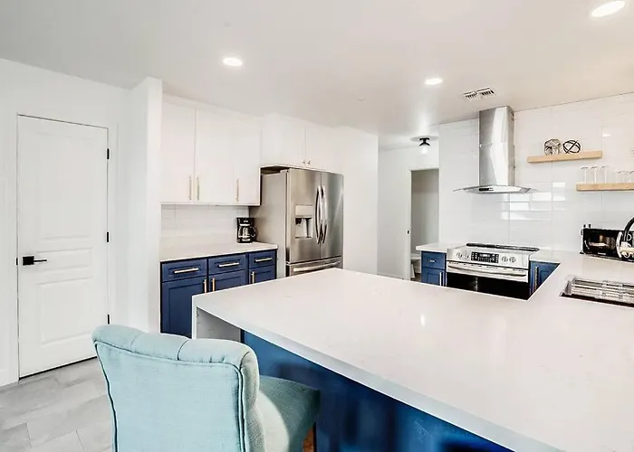 Tpc Westworld Stylish 4 Bed Private Hottub Apartment